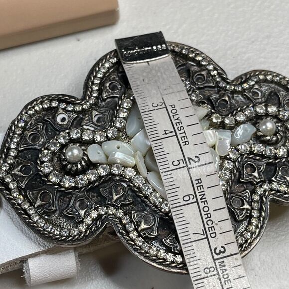 Vintage Cache Belt White Studded Leather Beaded Rhinestone Metal Buckle M - Picture 11 of 14